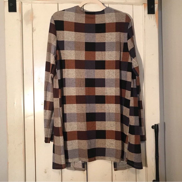 Emery Rose Plaid Open Front Coat / Cardigan. - Picture 2 of 2